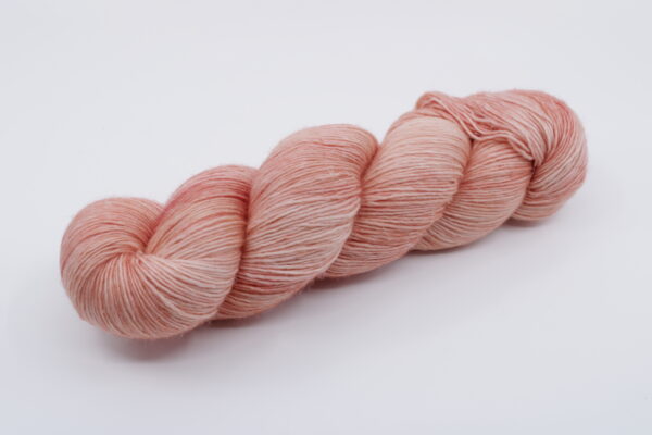 Fibrani wool - Aristo, merino and linen, colour: Peach Rosé.colour : Fiona