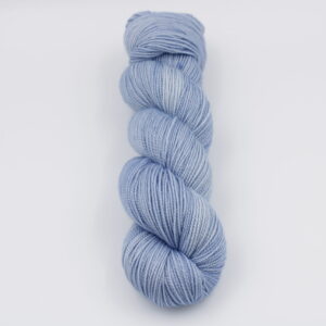 Emi, 80% merino wool and 20% silk, Glacier blue.