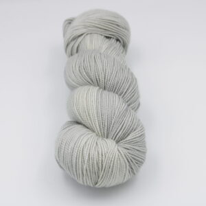 Emi, wool 80% merino and 20% silk , colour Sorbet