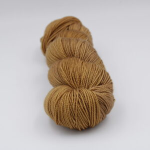 Emi, wool 80% merino and 20% silk, caramel, colour Caramel
