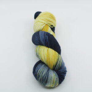 Merlin, Merino wool and nylon.blue and yellow colours :Blue Msange