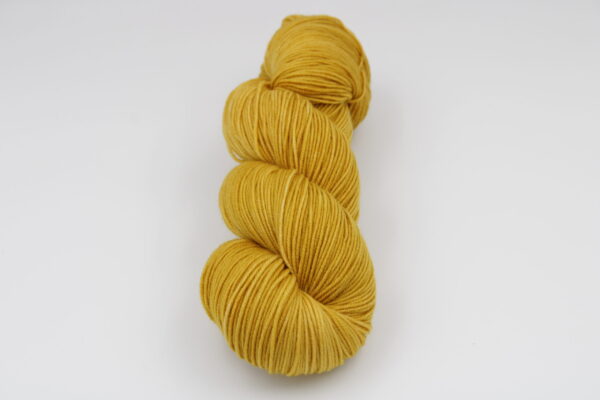 Merlin, Laine mérinos et nylon. couleur jaune coloris : Rudbeckie