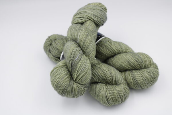 Kit de tricot - Châle Corbis sur la base Aristo. Coloris:vert