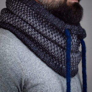 Knitting kit - Fibrani. The snuggle is real collar by Maxim Cyr