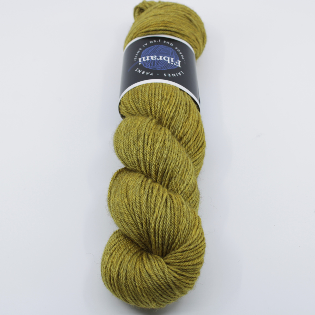 Fibrani wool, base: Tibetan DK. 60% merino - 20% silk and 20% yak, yellow color: Rudbeckie