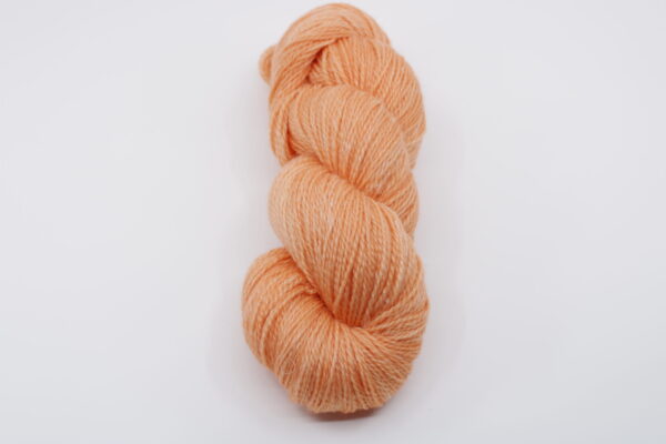 Collection alina, base Mérinos et lin colris printemps été. Couleur : Orange. Coloris: Ella