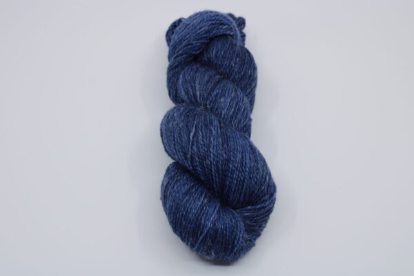 Collection alina, base Mérinos et lin colris printemps été. Bleu, coloris: Alba