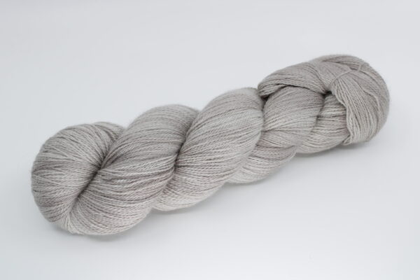 Fibrani wool - Numa base, 70% Baby alpaca and 30% silk, color: Greg.