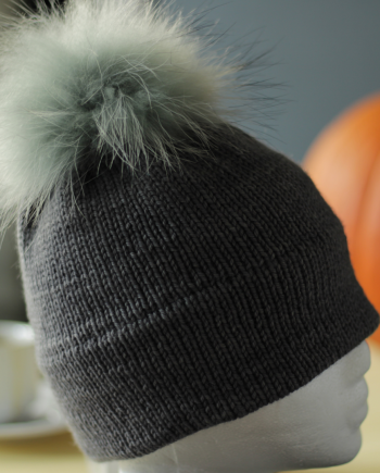 Double Brim Basic Bitch Beanie par Rene Keller